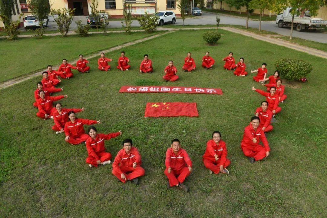 让年终总结成为“加油站”